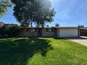 Building Photo - 3413 Kaibab Ave