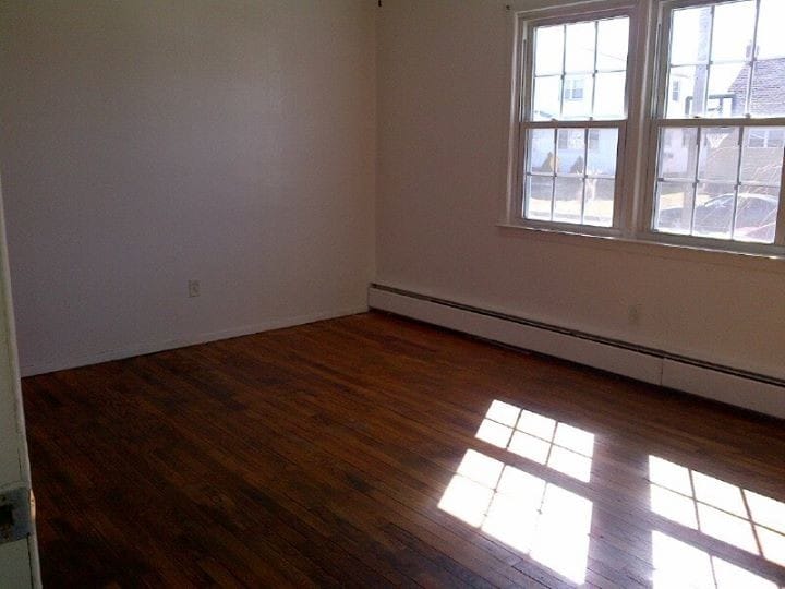 Main Bedroom - 6 Riviera Pkwy