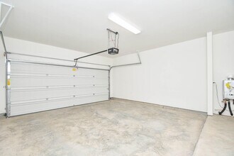 Building Photo - 25230 Benroe St