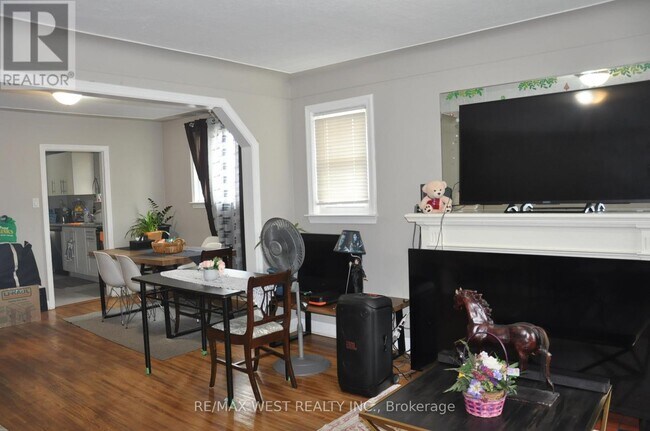 Building Photo - 1512 Rushland Ave