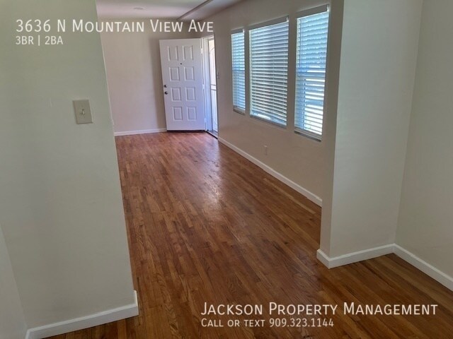 Foto del edificio - 3636 N Mountain View Ave