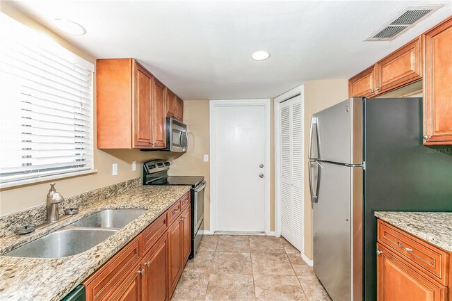 Foto del edificio - 20440 Majestic St