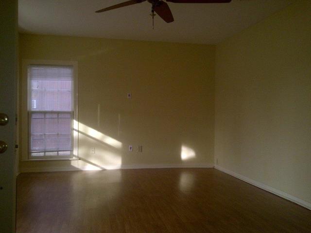 Building Photo - 2733 Yucca Ave