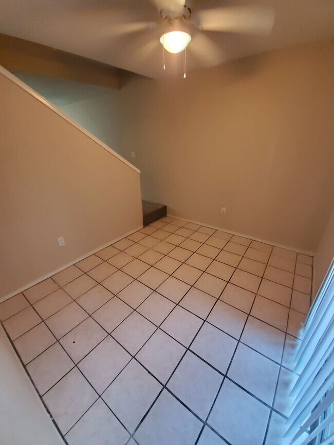 Foto del edificio - College Station -- 2 / 1.5 Townhome-Style ...