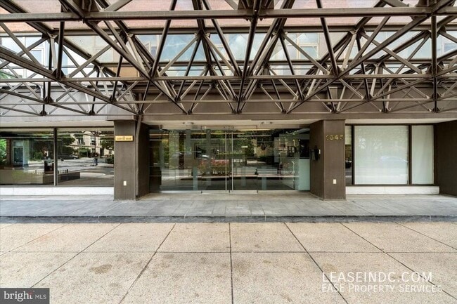 Building Photo - 1545 18th St NW