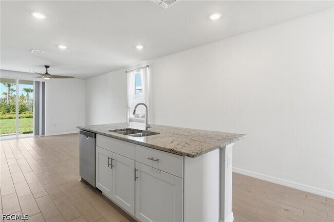 Building Photo - 44197 Frontier Dr