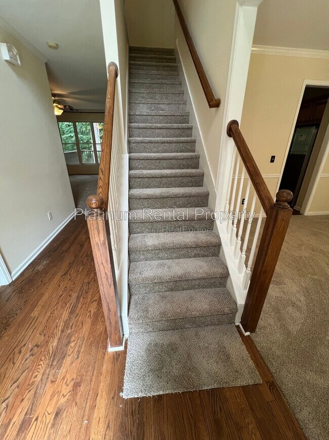 Photo - 7115 Red Fox Lane House