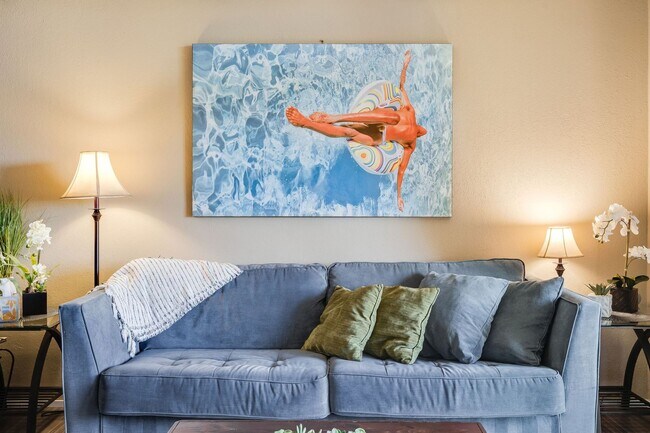 Foto del edificio - AVAILABLE NOW!! 2 Bed 2 Bath Fully Furnished Condo in Palm Springs!