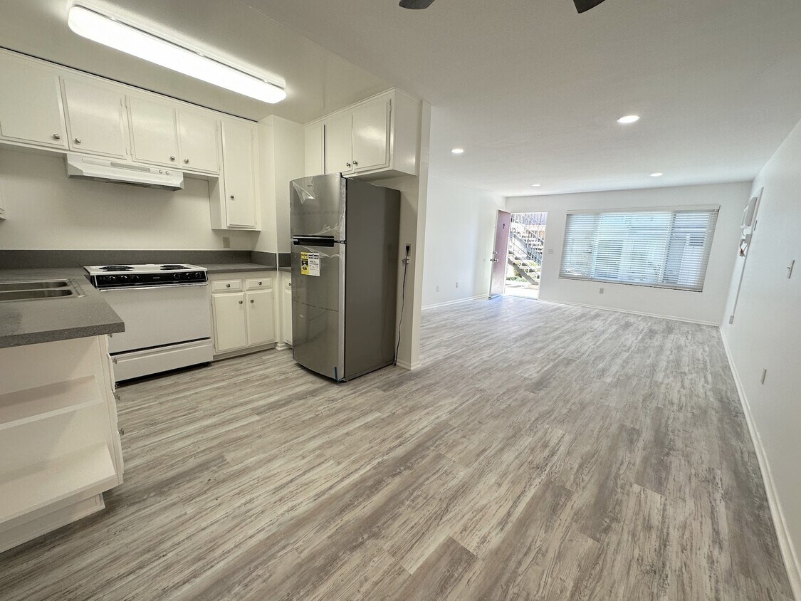 4121 E Mendez St Unit 2, Long Beach, CA 90815 Room for Rent in Long