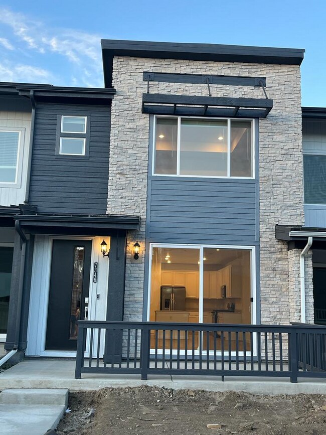 Foto del edificio - 7346 W Asbury Dr