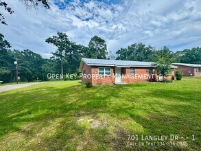 Building Photo - 701 Langley Dr