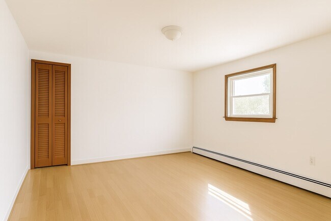 DORMITORIO #1 - 34 Mawhinney Ave