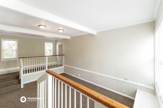 Foto del edificio - 208 E 165th St