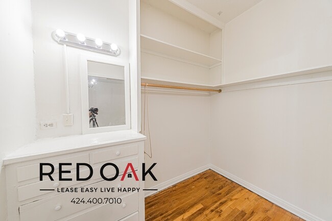 Building Photo - 836 Sanborn Ave