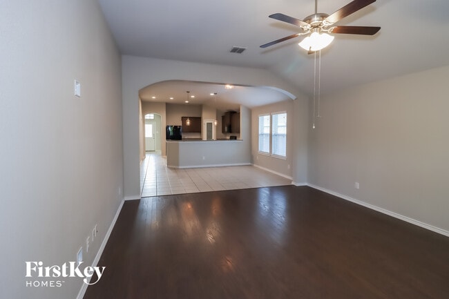 Building Photo - 2520 Doe Run