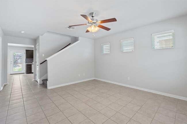 Foto del edificio - 134 Friendship Oak Dr
