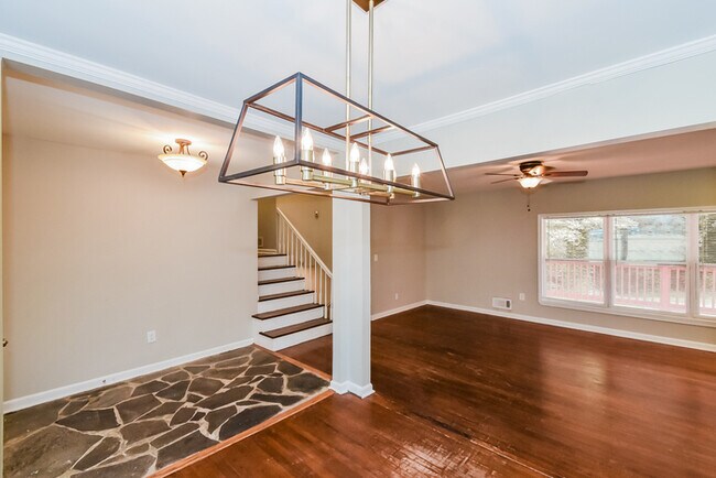 Foto del edificio - 14 DAY VETERAN ONLY. FIRST LOOK