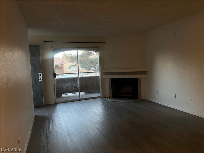 Foto del edificio - 231 Mission Newport Ln