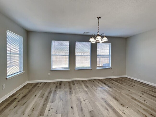Building Photo - 10111 Victoria Falls Ln