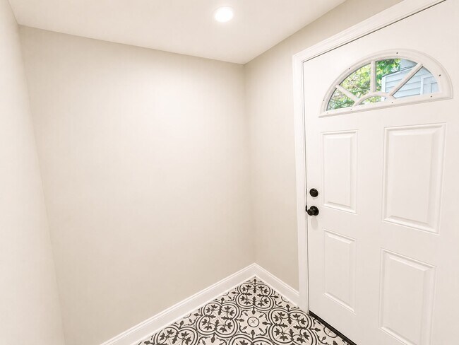 Foto del edificio - 6534 N Lambert St