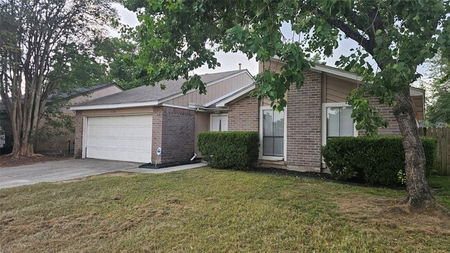 Foto del edificio - 4250 Southchase Ln