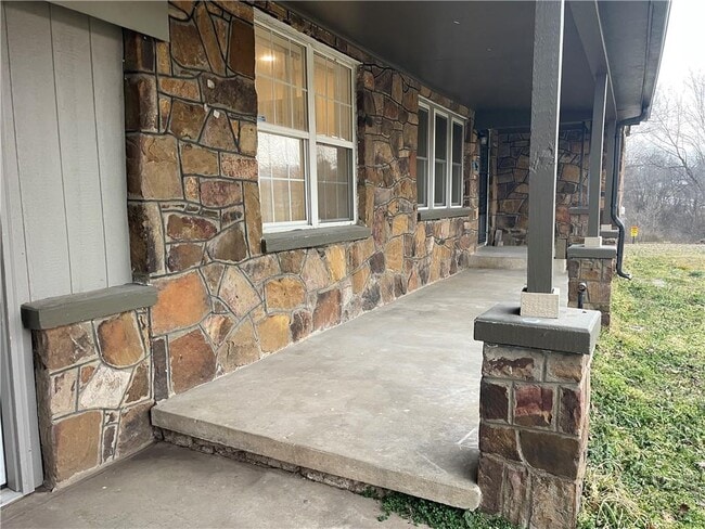 Foto del edificio - 4600 E Huntsville Rd