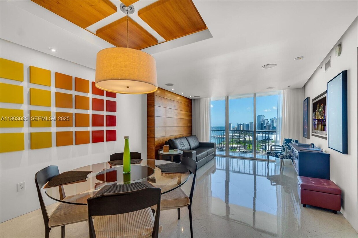 Foto principal - 1750 N Bayshore Dr