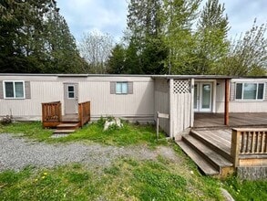 Building Photo - 3667 Waldron Dr