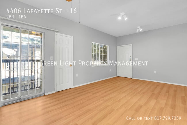 Foto del edificio - 4406 Lafayette St