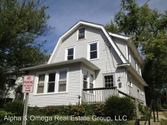 Primary Photo - 224 Elmwood Dr