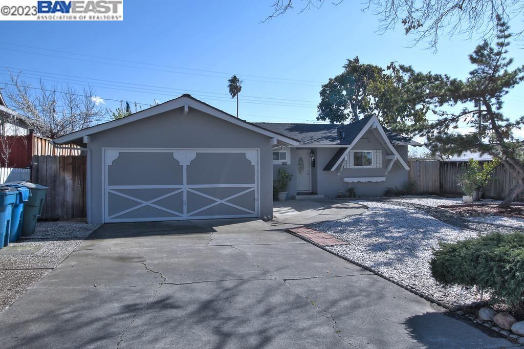 Foto principal - 1864 Canton Dr