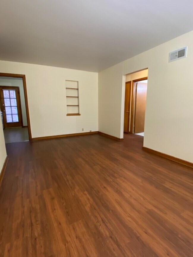 Building Photo - 2905 N 76th St