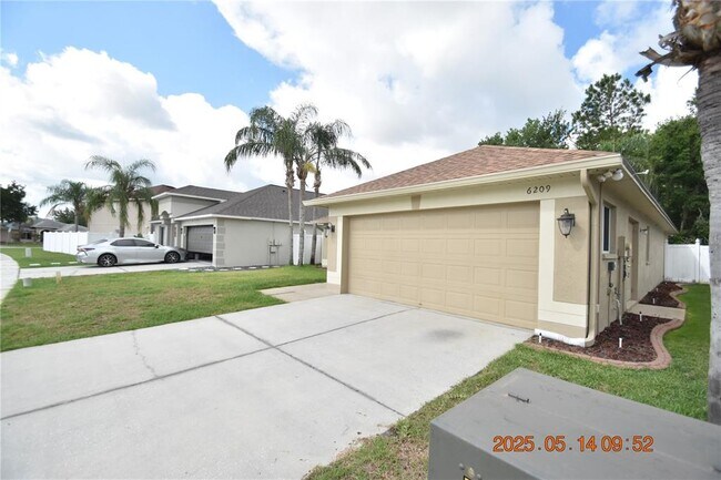 Foto del edificio - 6209 Chapel Pines Blvd