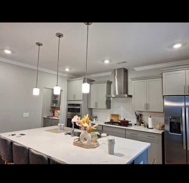 Building Photo - 317 Underhill Dr