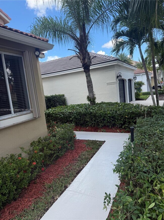 Building Photo - 1288 Camellia Cir