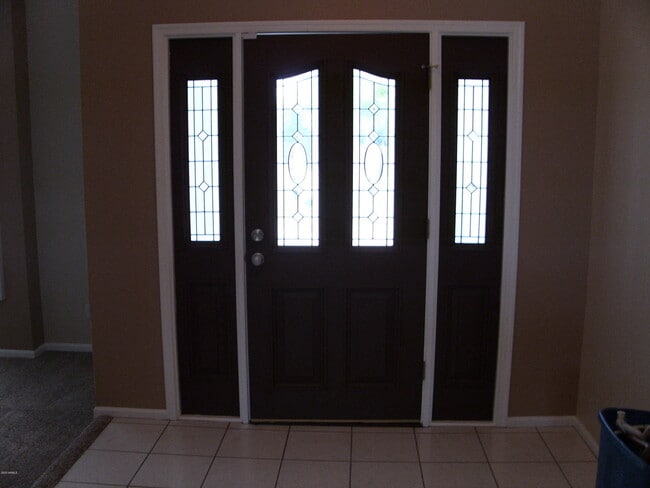 Foto del edificio - 4944 E Paradise Ln