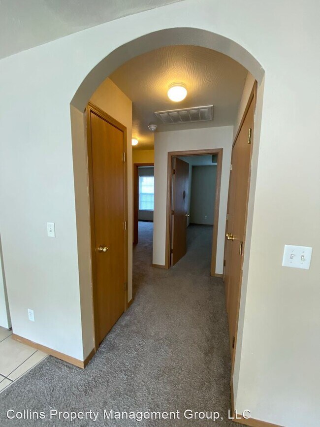 Building Photo - 2 br, 2 bath House - 1454 N Fulbright Ave