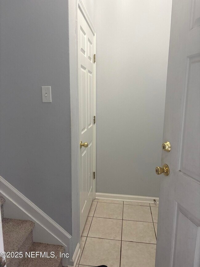 Foto del edificio - 7057 Snowy Canyon Dr
