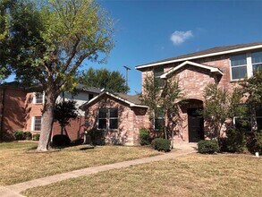 Building Photo - 1744 Hickory Creek Ln