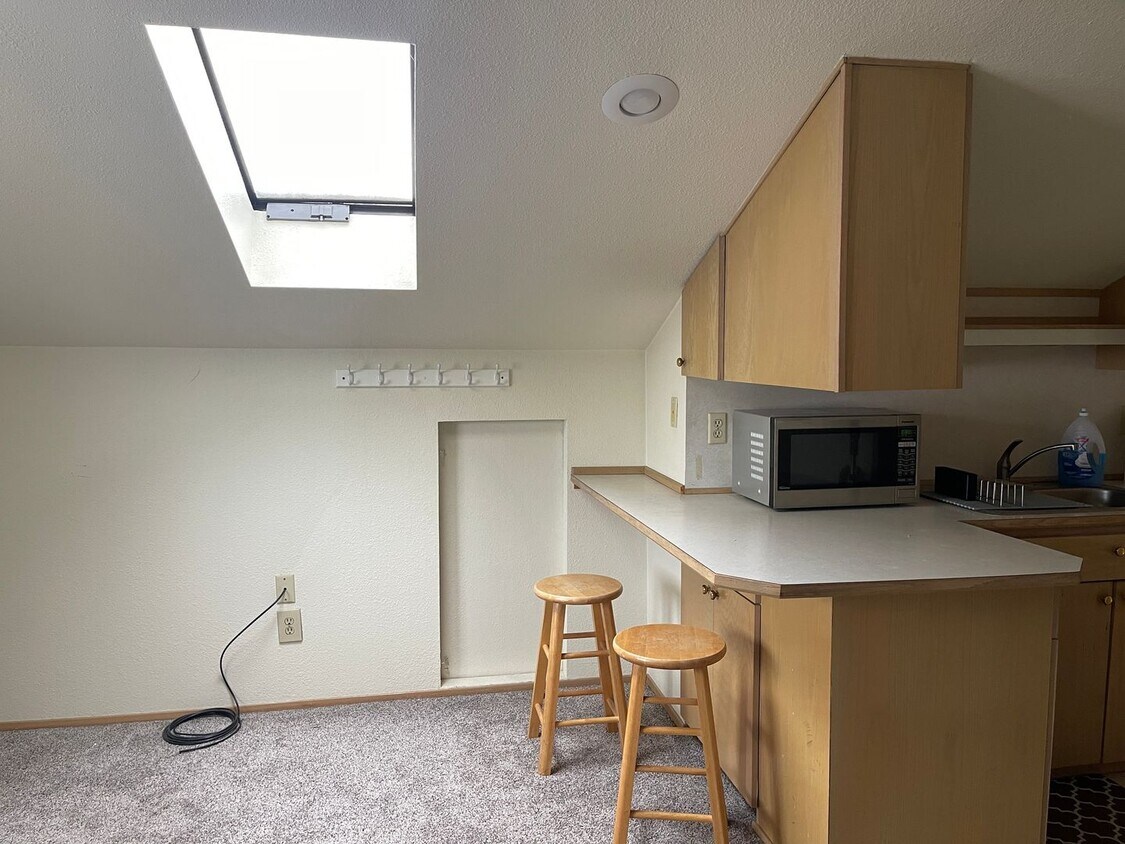 Primary Photo - Above Garage Studio Apartment - $1400