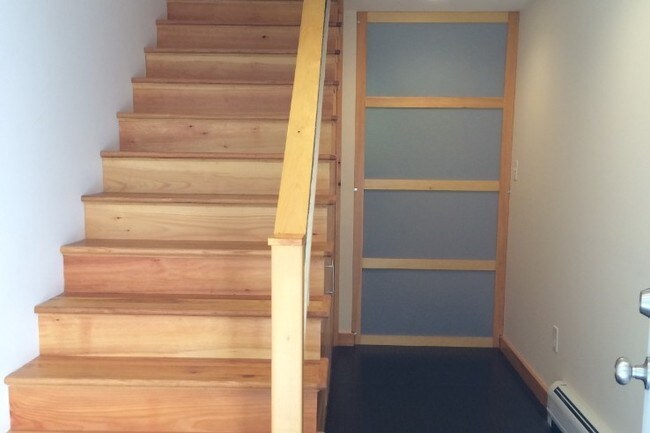 Stairway - 131 Lakeside Dr
