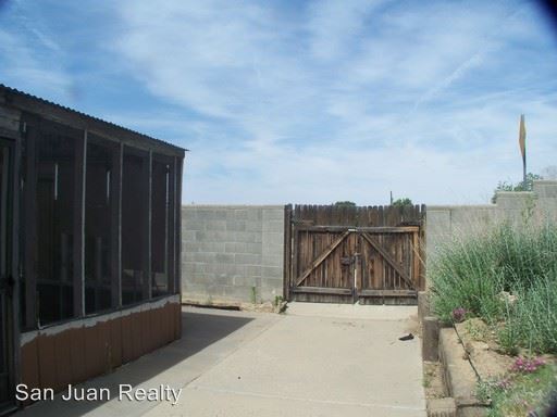 Primary Photo - 5500 Sagebrush Dr