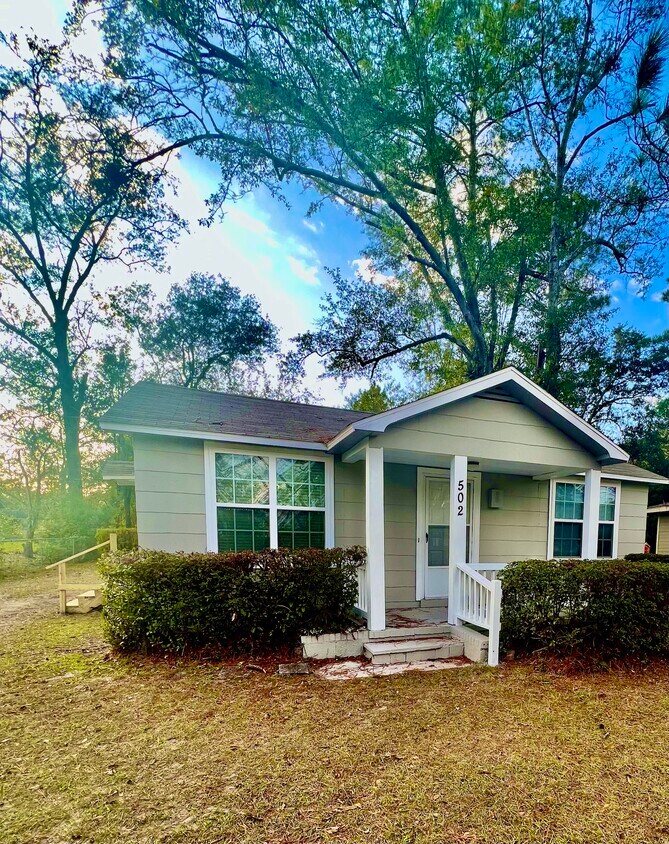 502 Barack Obama Blvd, Valdosta, GA 31601 House Rental in Valdosta
