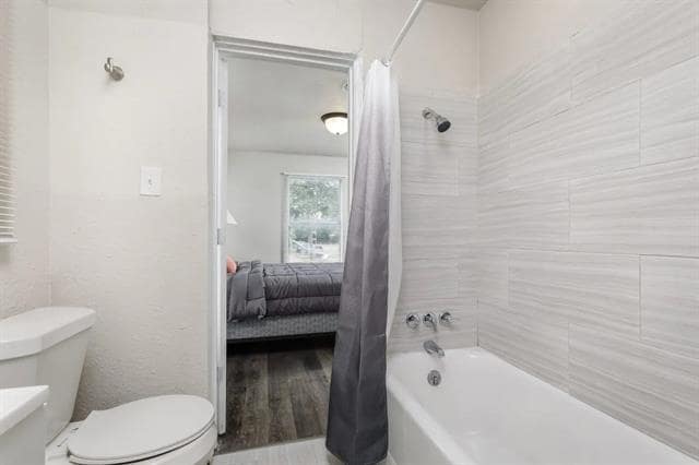 Foto del edificio - 4306 Crozier St
