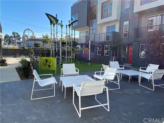 Foto del edificio - 222 Placemark