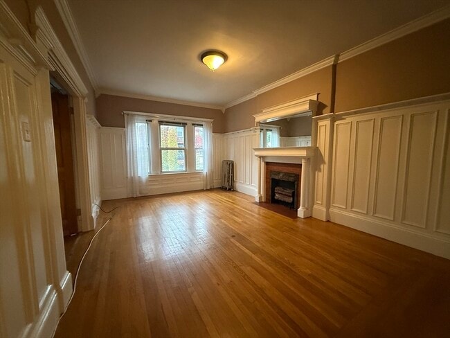 Building Photo - 43 Strathmore Rd