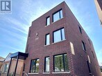 Primary Photo - 260-260 St Denis St
