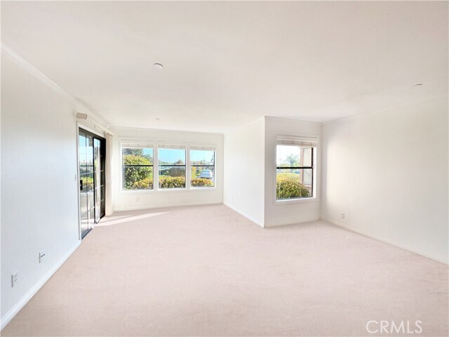 Building Photo - 1074 Calle Del Cerro