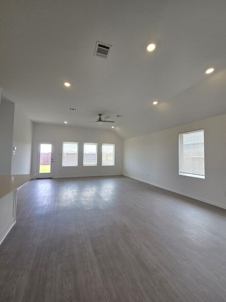 Foto del edificio - 3008 Pintail Green Dr