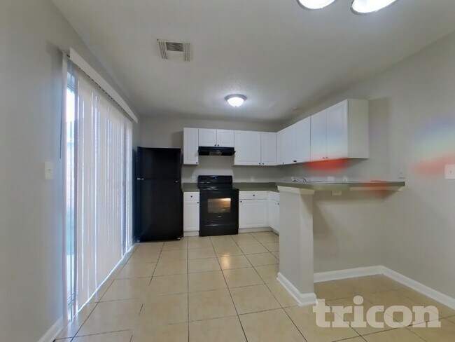 Foto del edificio - 3126 Kelling St